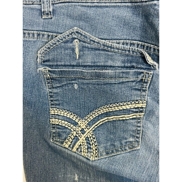 Lane Bryant Avenue Womens Capri Jeans Size 18 Light Blue Wash Embellished Pocket - Picture 7 of 10